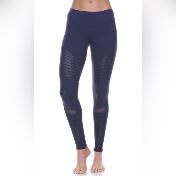 ALO YOGA Moto leggings in Navy Blue Size Small Worn Once in Great Condition. 👖 - Picture 14 of 14